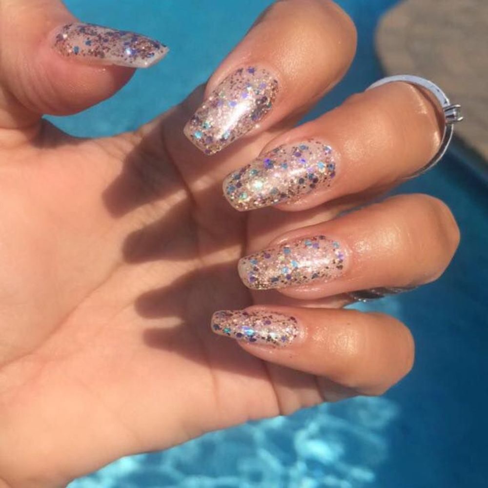 Meet your Posher, Divaglamnails